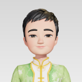 李******
