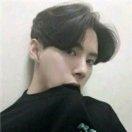 背对阳光，也可以找到幸福